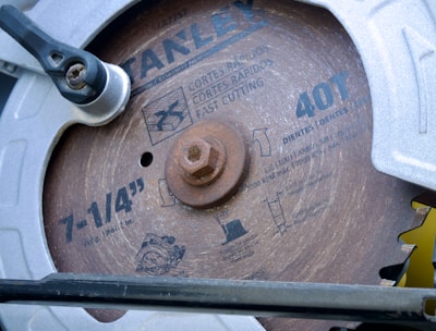 A close up of a circular saw blade